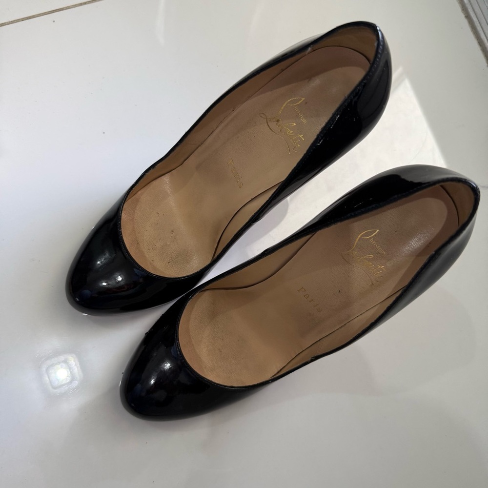 Christian Louboutin 39.5